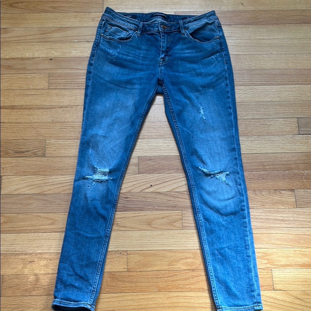 Blue Distressed Women Jeans